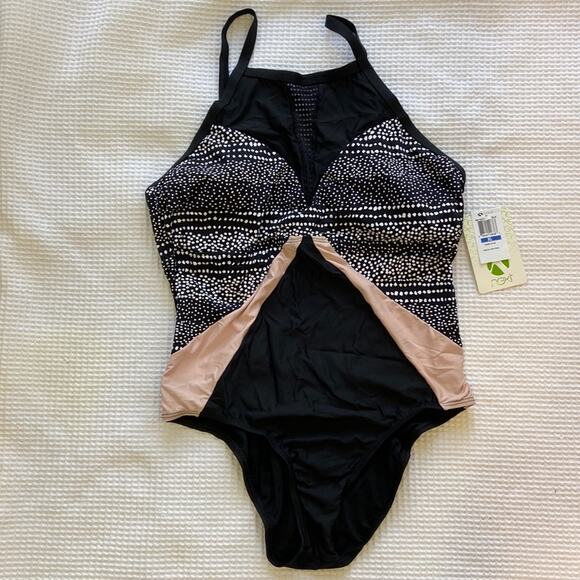 NWT Next - Dark Star Contour One Piece size XL - Picture 4 of 6